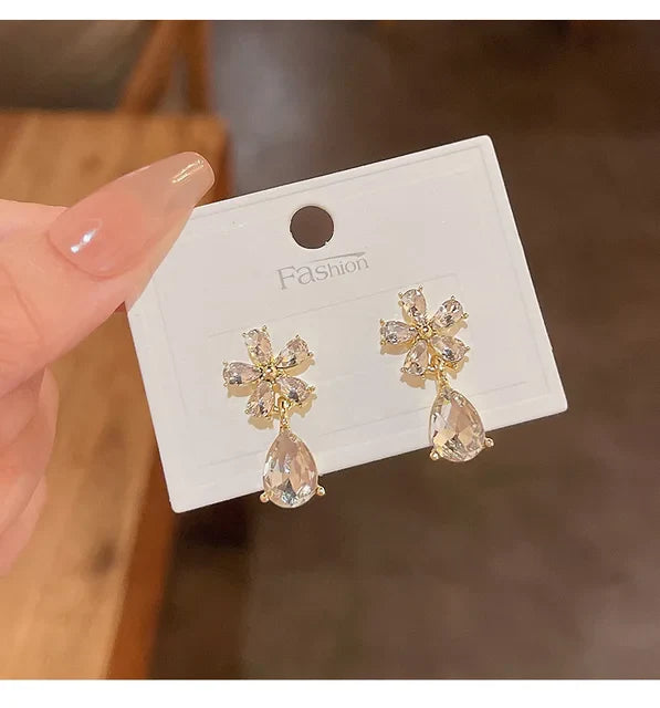 Crystal floral teardrop earrings - AR-148
