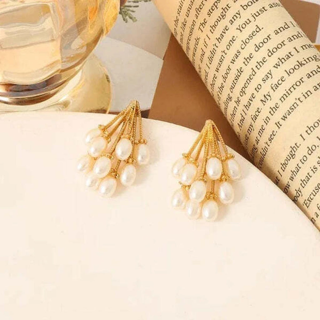 Bunch Of Grapes Gold Plated Stud Earrings - AR-21