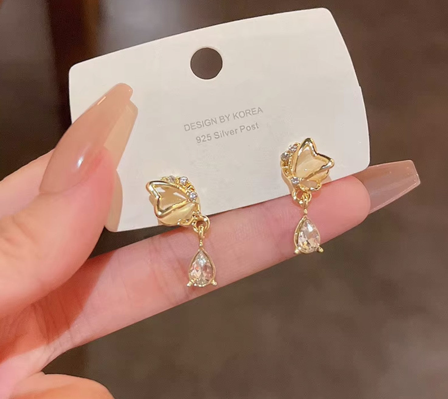 Golden Bow Spark Drops Earrings - AR-142