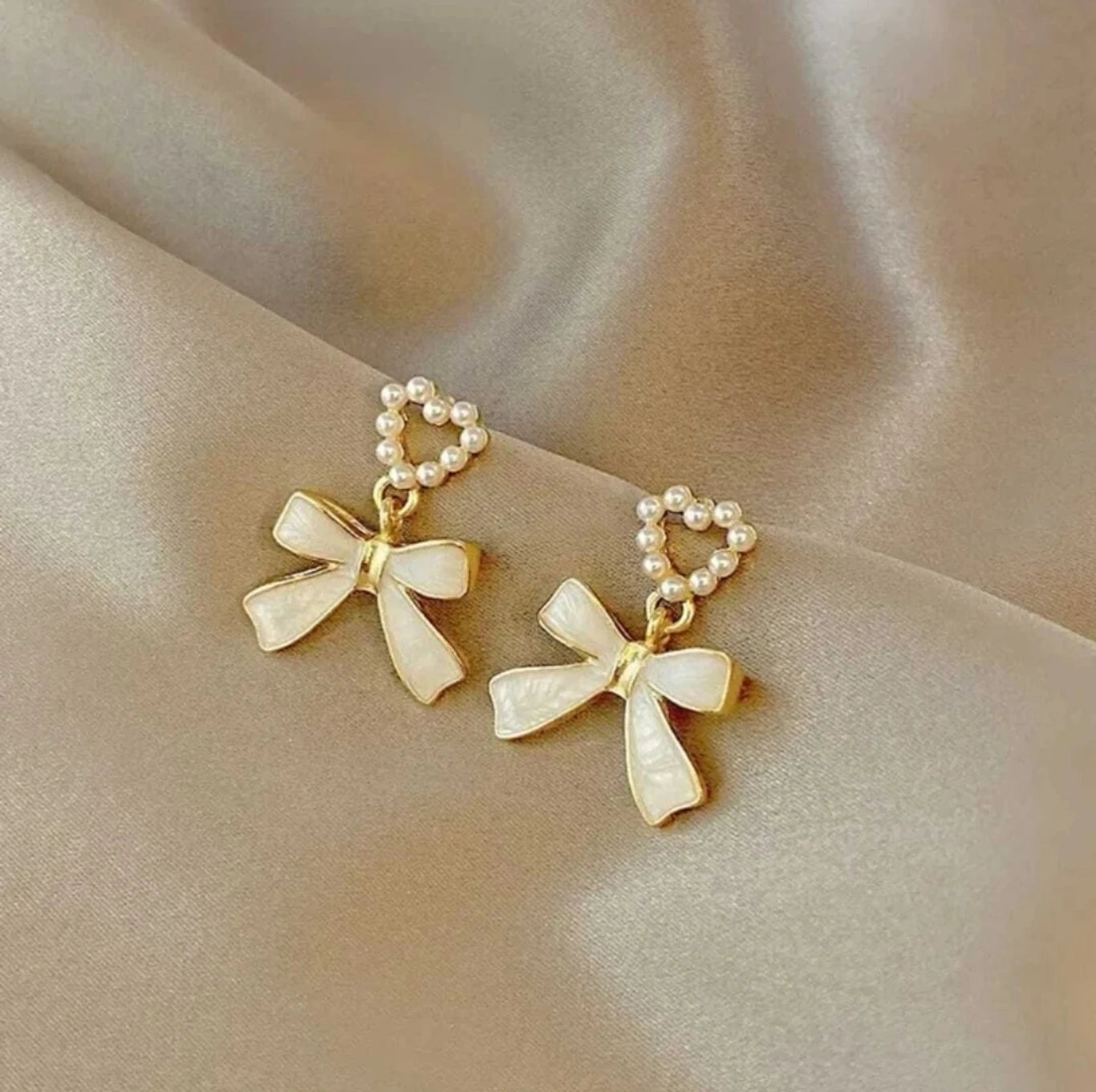 Pearl Heart Bow Drop Earrings - AR - 181