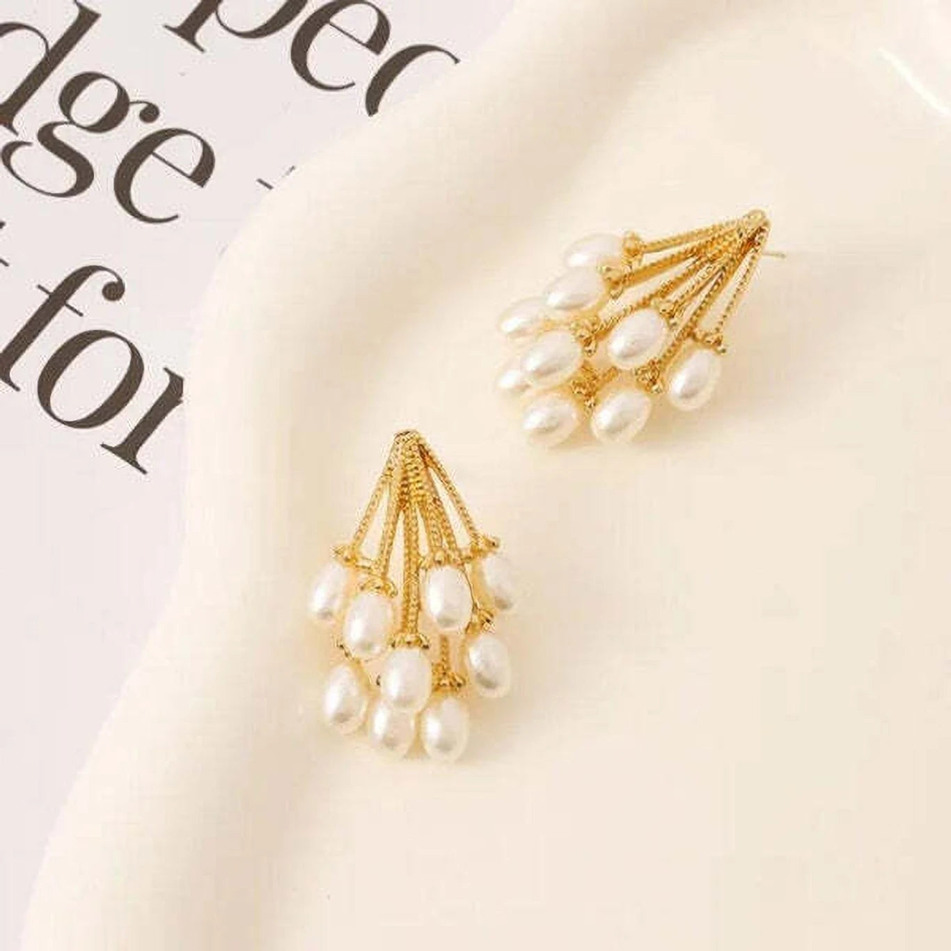 Bunch Of Grapes Gold Plated Stud Earrings - AR-21