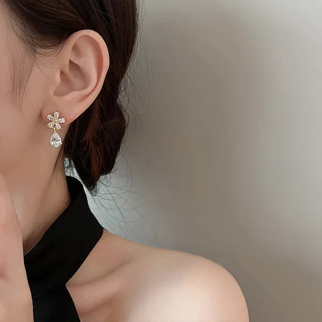 Crystal floral teardrop earrings - AR-148