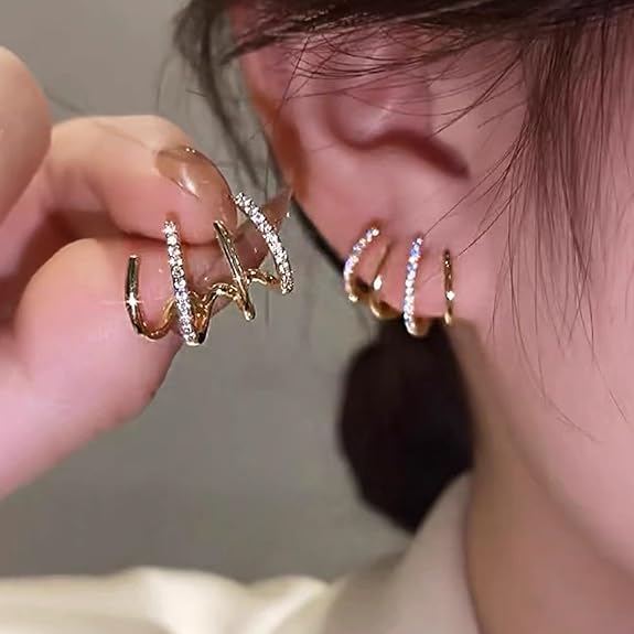 Golden Diamond Claw Earrings - AR-10