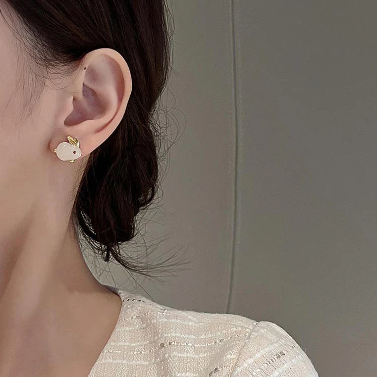 Rabbit stud earrings - AR-164
