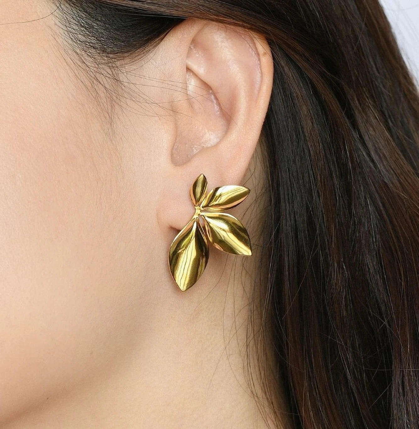 Gold Leaf Petal Stud Earrings - AR - 192