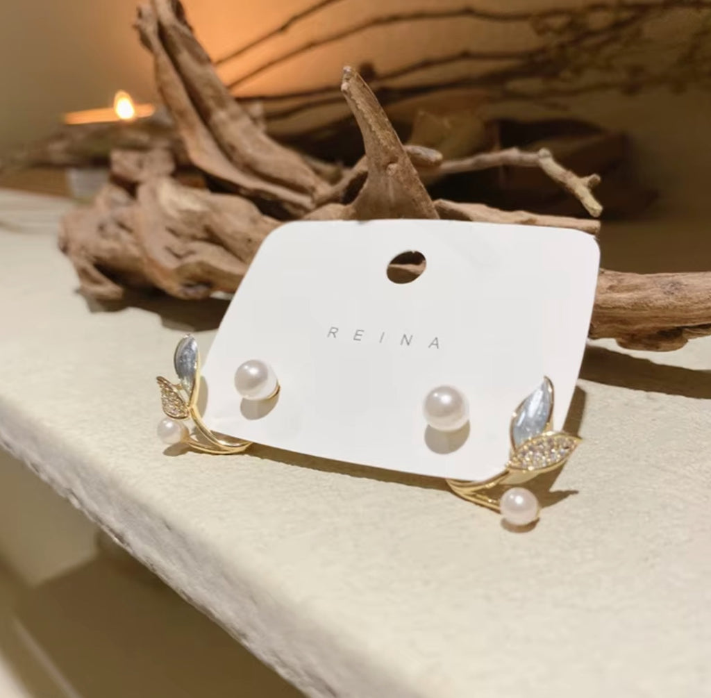 Leaf style pearl earrings - AR-18