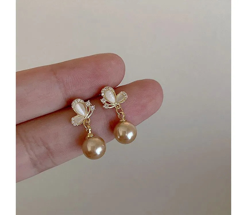 Butterfly pearl drop earrings - AR-138