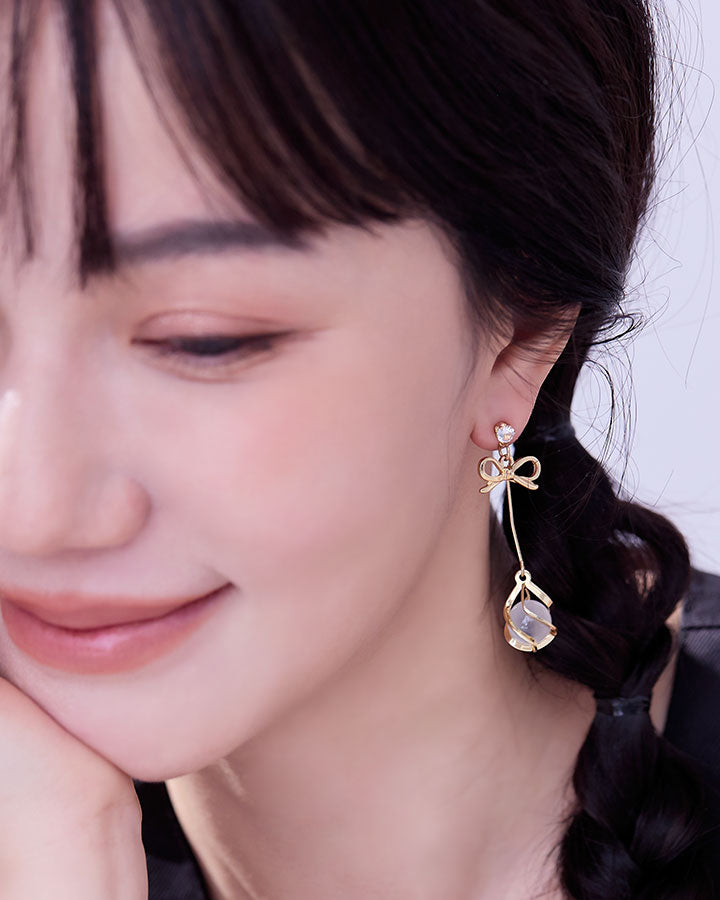 Gold bow tulip drop earrings - AR-141