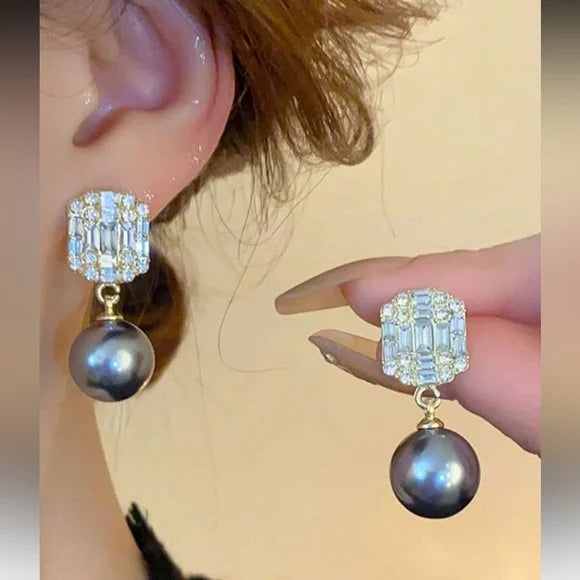 Empress Luxe Pearl Earrings - AR-131