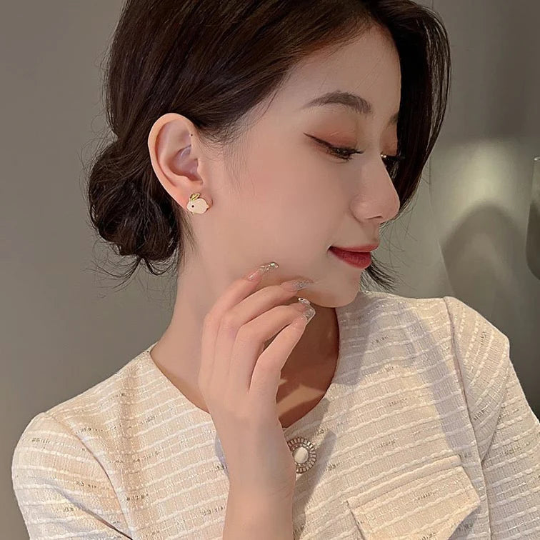 Rabbit stud earrings - AR-164