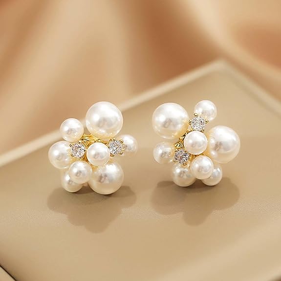 Pearl cluster stud earrings - AR-154