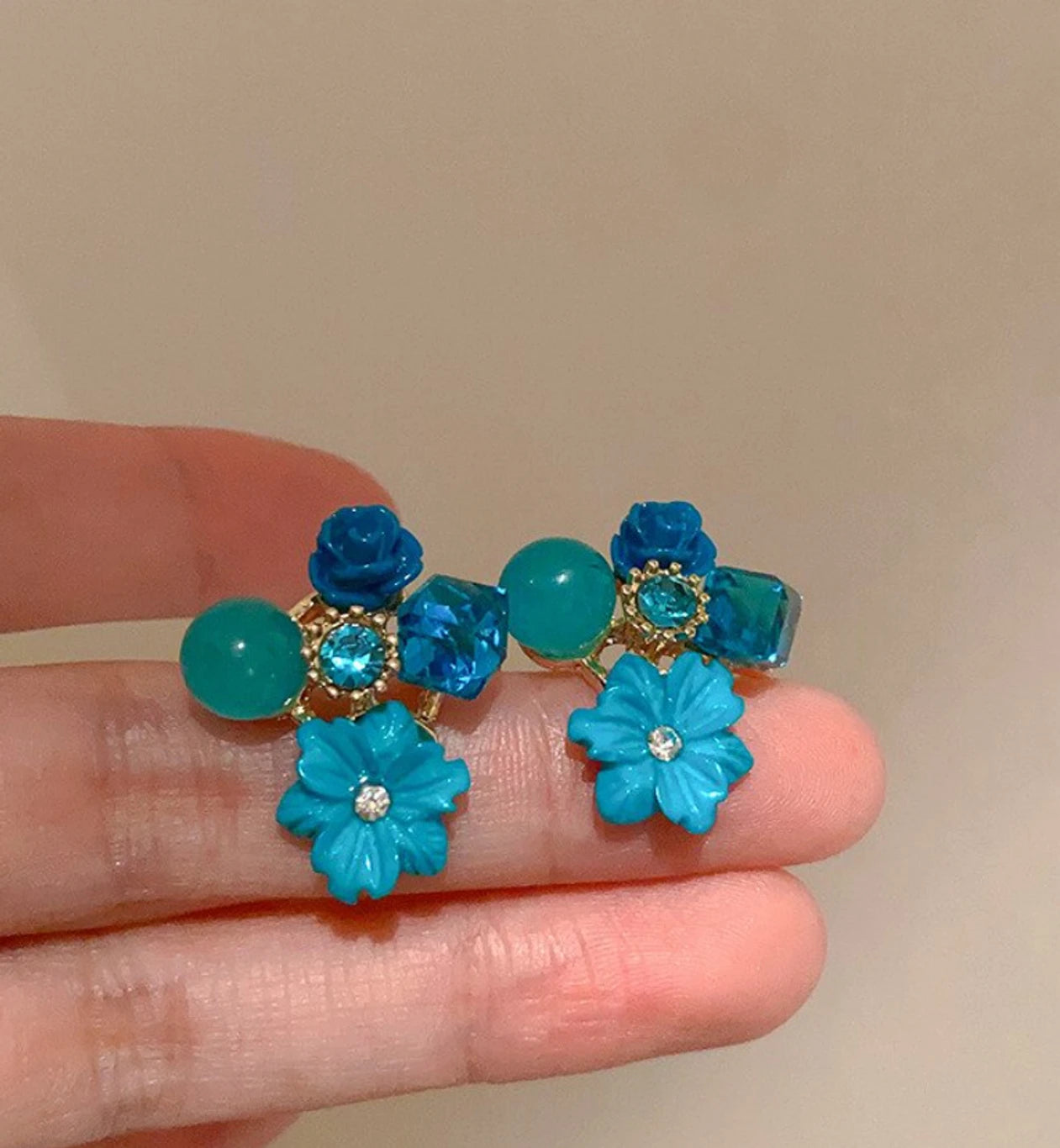 Turquoise Flower Crystal Stud Earrings - AR - 188 - 189 - 190 - 191
