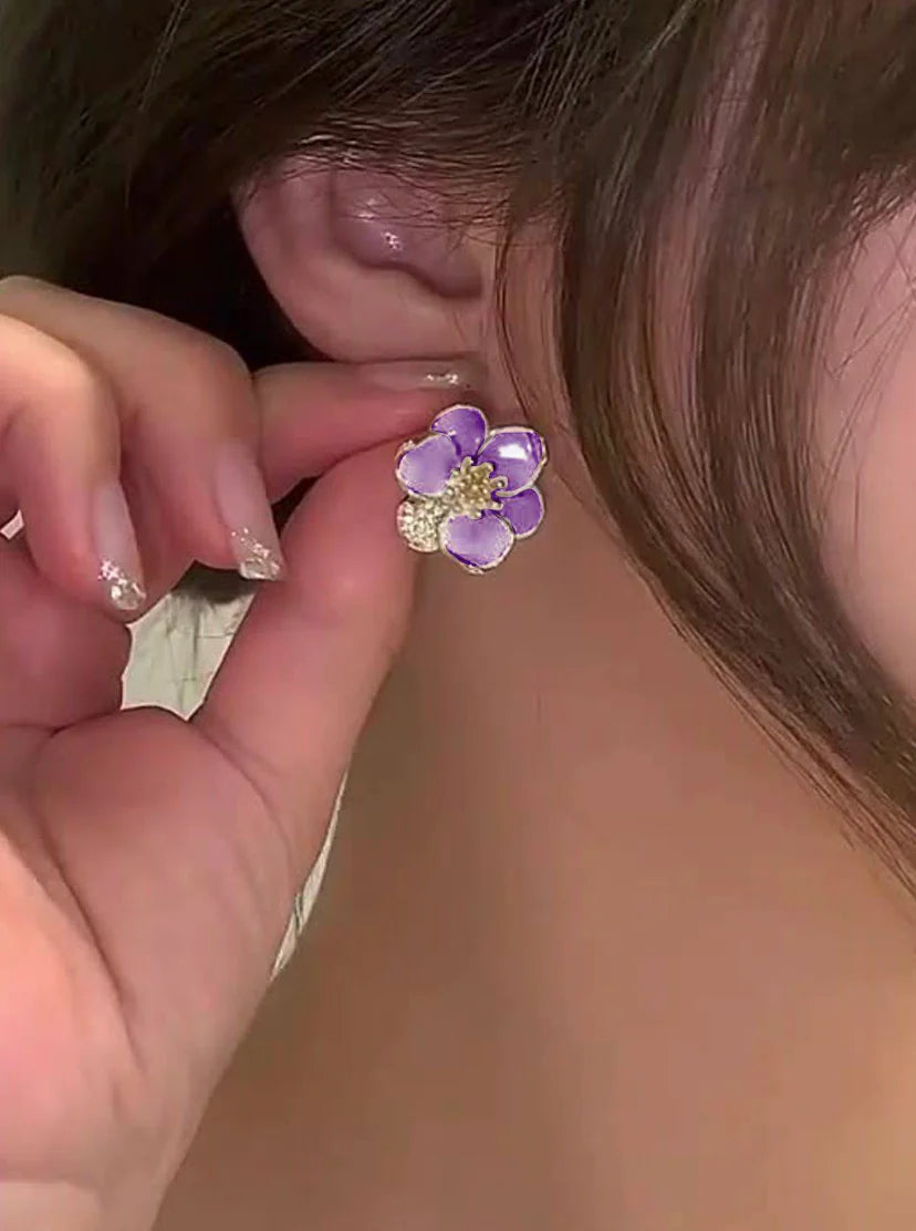 Lavender Flower Crystal Stud Earrings - AR - 173