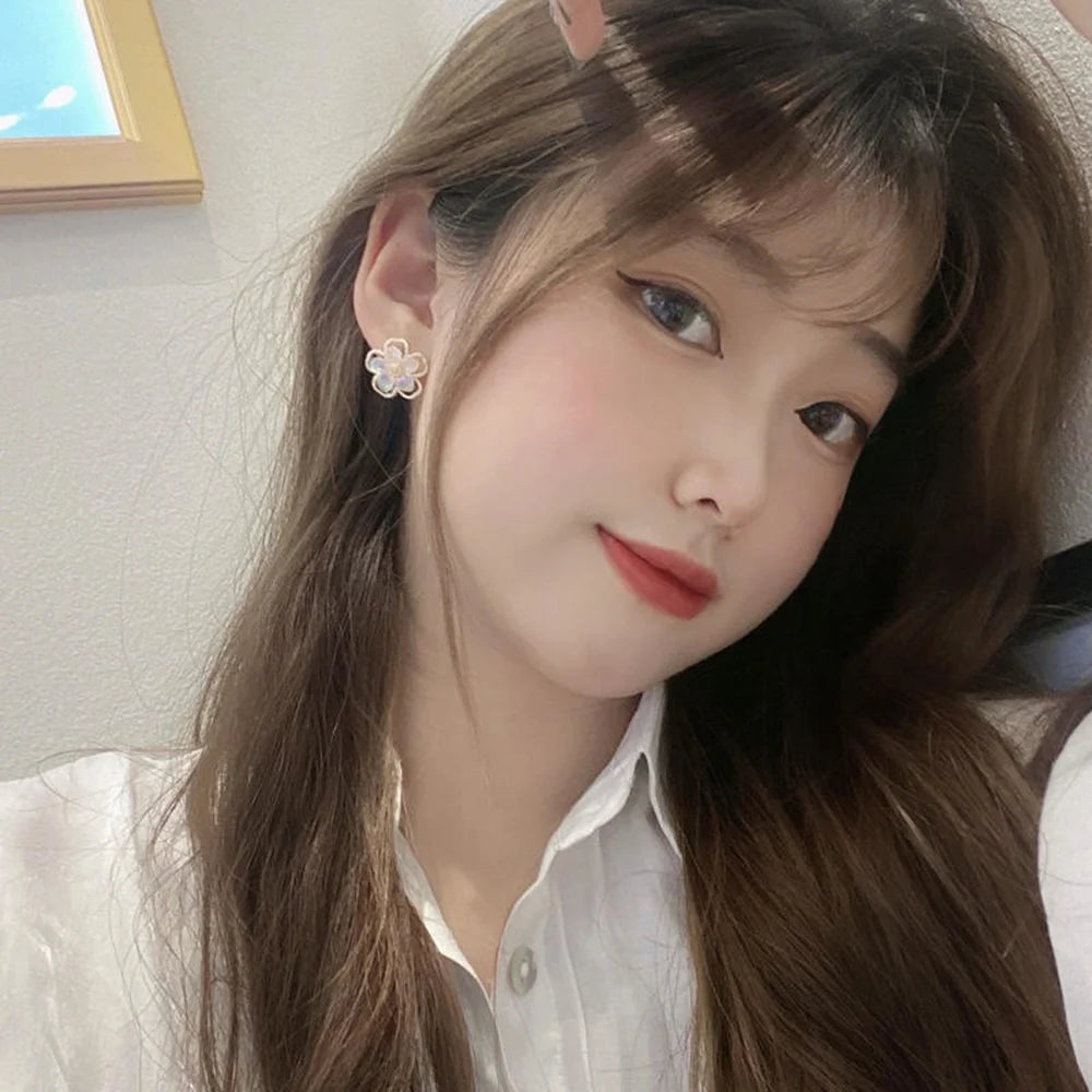 Blossom Flower Stud Earring- AR-28