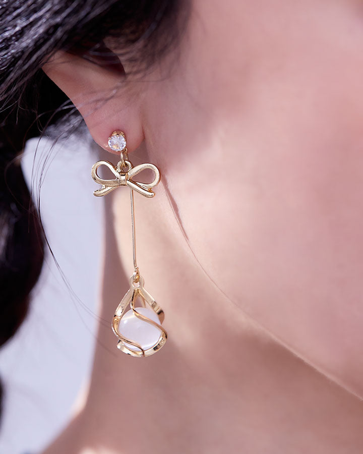 Gold bow tulip drop earrings - AR-141