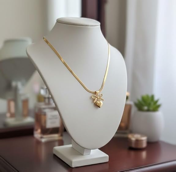 Golden Love Knot Necklace - NK-01