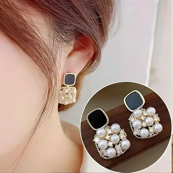 Gold-Plated Black Enamel and Pearl Cluster Earrings - AR-118