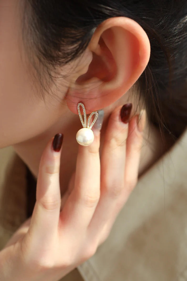 Crystal Bunny Ear Pearl Stud Earrings - AR - 172