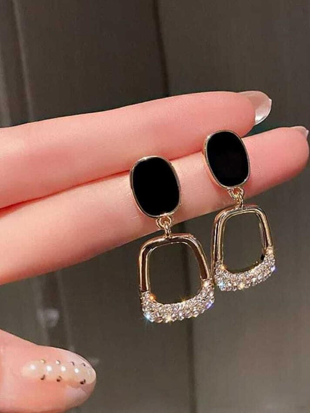 Black Noir Diamond Earrings - AR-42