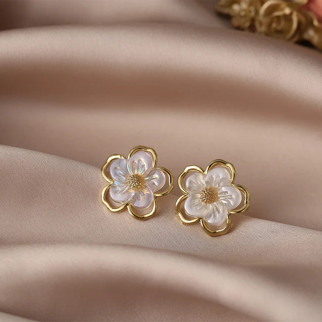 Blossom Flower Stud Earring- AR-28