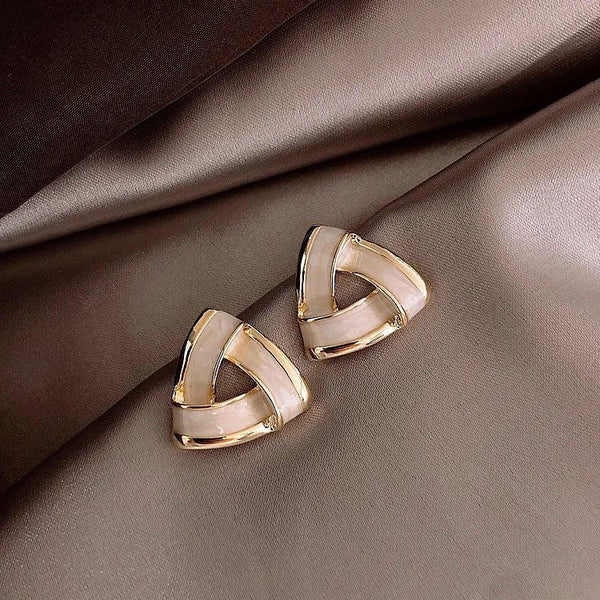Ivory Knot Elegance Earrings - AR-168