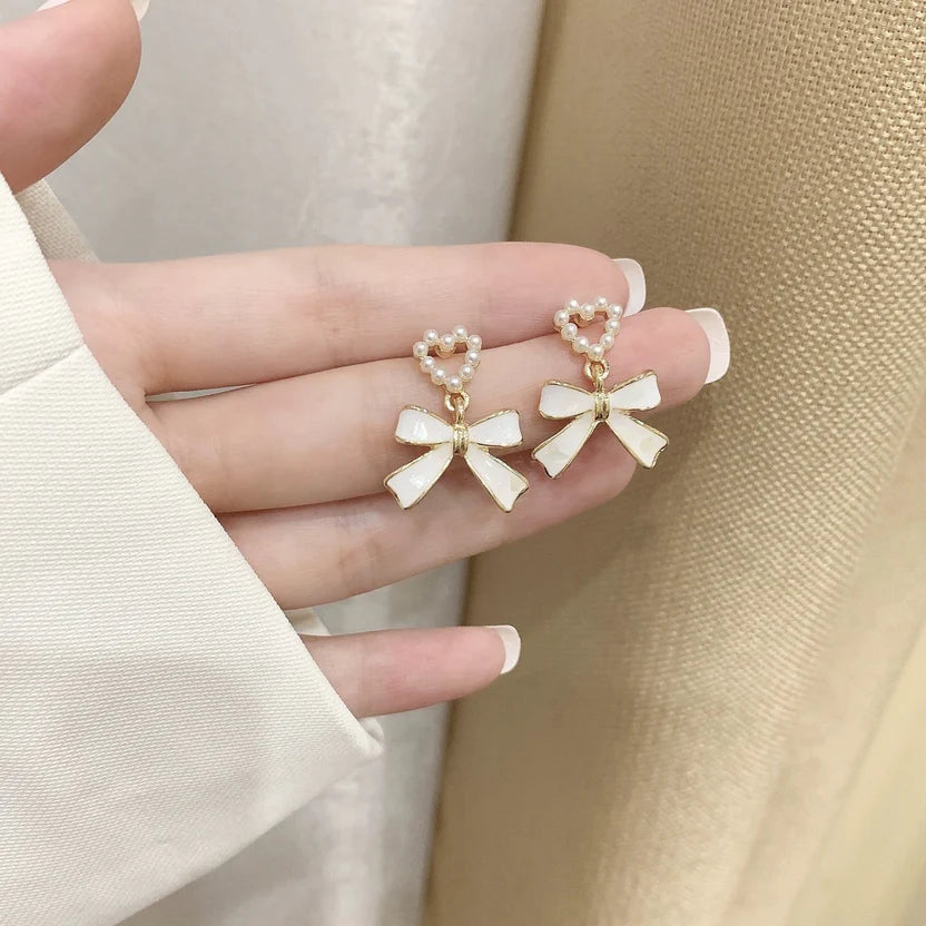 Pearl Heart Bow Drop Earrings - AR - 181