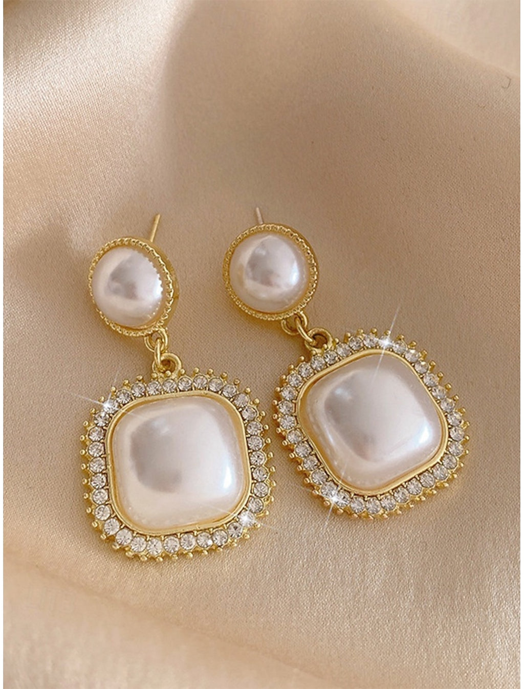 Gold-Plated Square Drop Earrings - AR-105