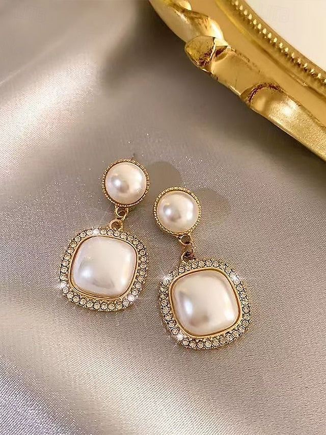 Gold-Plated Square Drop Earrings - AR-105