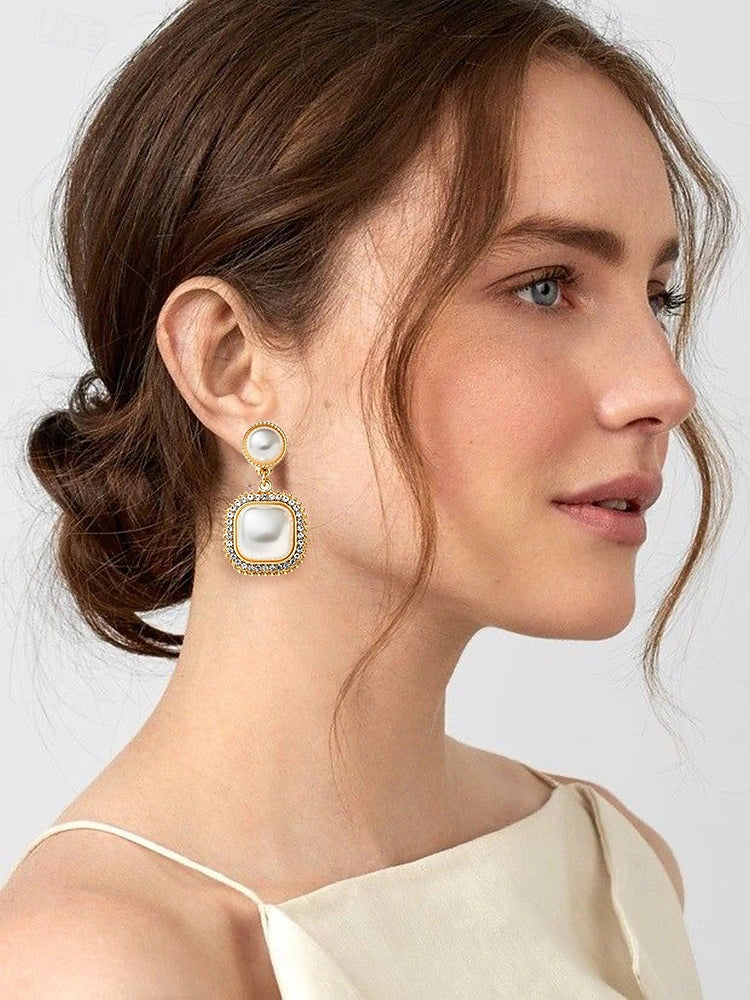 Gold-Plated Square Drop Earrings - AR-105